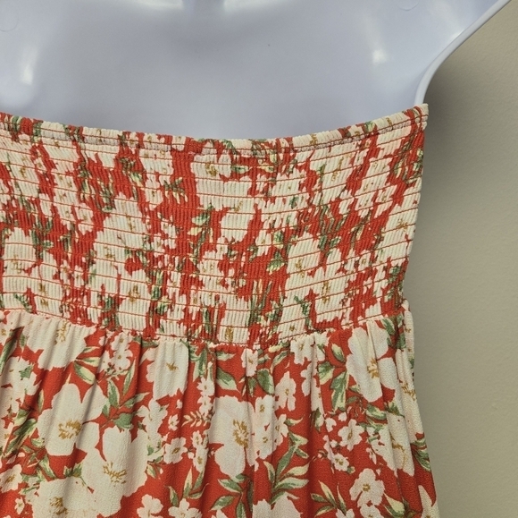 American Eagle Halter Wide leg Floral Jumpsuit Red M - Picture 6 of 12